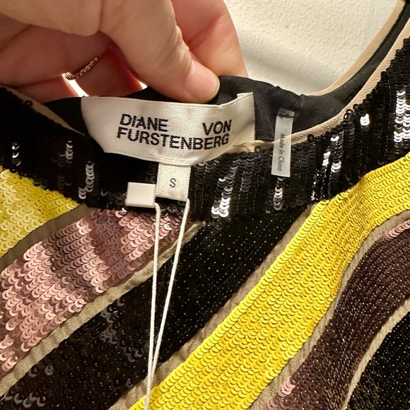 New With Tags. DIANE VON FURSTENBERG
Luisa Scoop-Neck Sequin-Striped Silk Midi - Picture 4 of 7